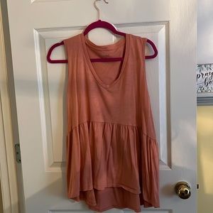 Loft Outlet Tank Size XL